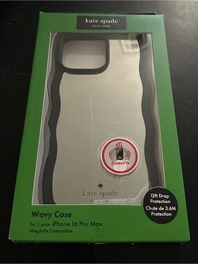 Kate Spade Mirrored Wavy iPhone 16 Pro Max Case
